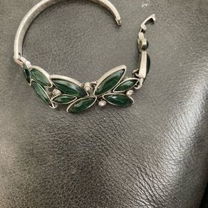 MAKE AN OFFER Vintage stone bracelet